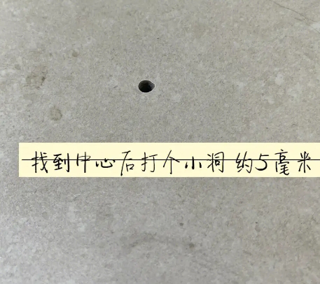武邑瓷砖空鼓维修公司专业解答在瓷砖铺贴过程中，如果砂料搅拌不均匀，将会带来以下问题